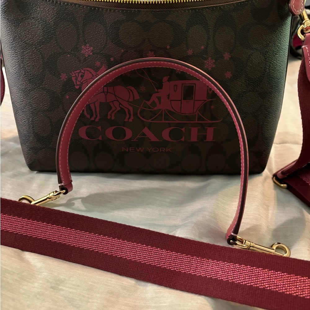 Coach Holiday purse
